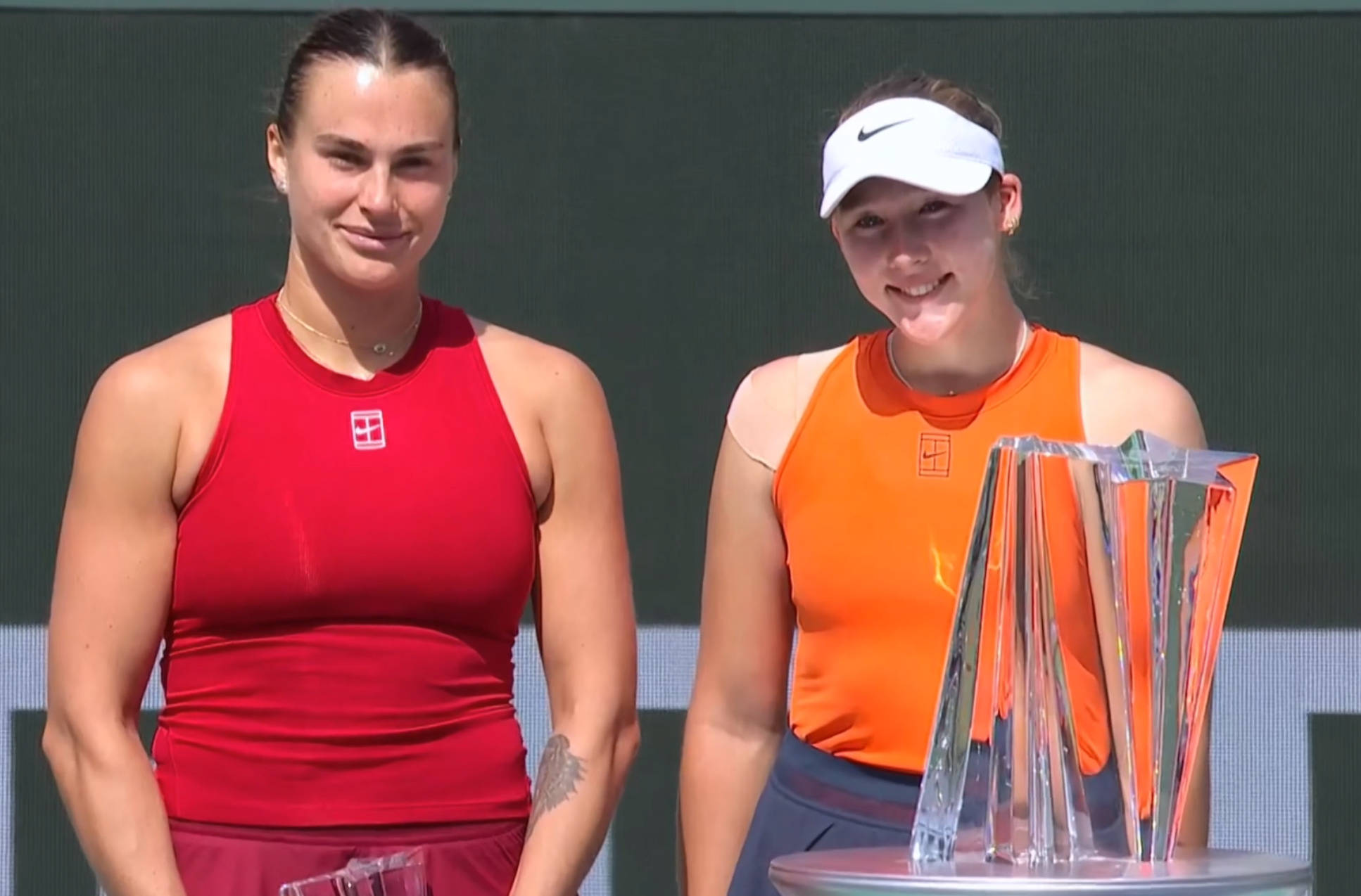 莎拉波娃关键节点逆转，巴黎圣日耳曼带队取胜！